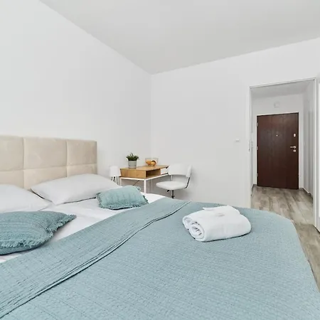 アパート Swojczyce By Renters ヴロツワフ