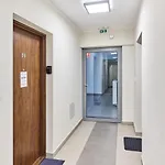 Swojczyce By Renters شقة فروتسواف