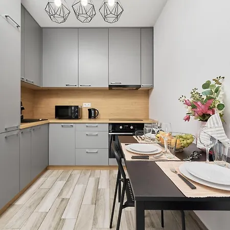 Apartment Swojczyce By Renters *